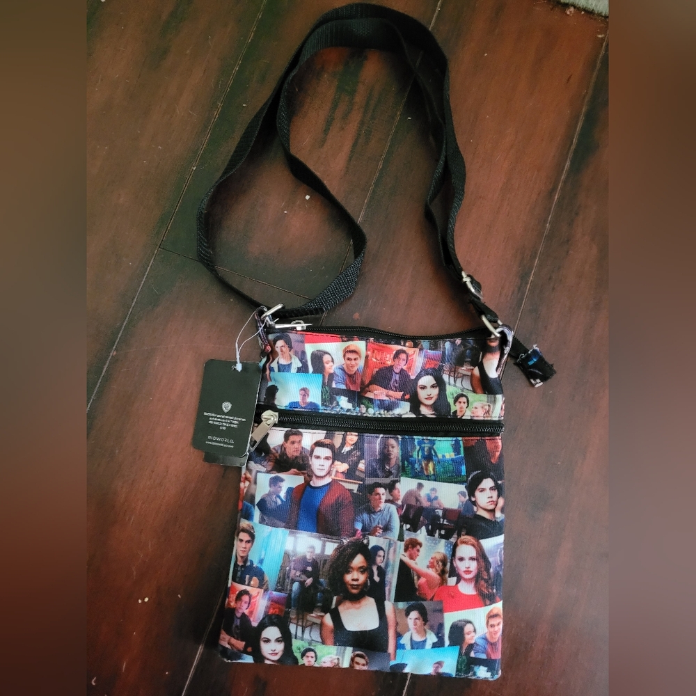 NWT Riverdale Collage Passport crossbody bag.
